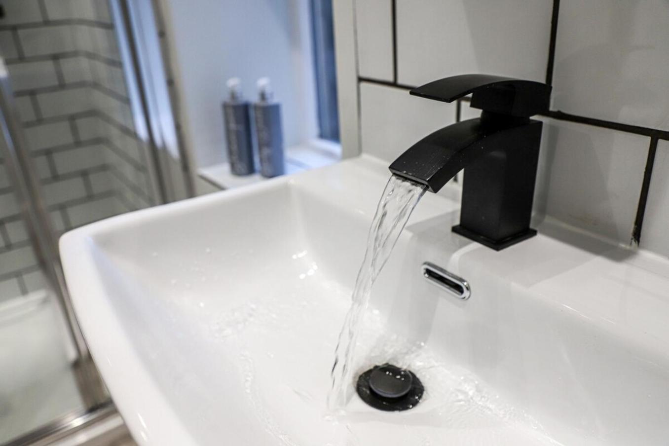 New- Modern 2Br Apt Wifi Sleep5 City Centre Σέφιλντ Εξωτερικό φωτογραφία